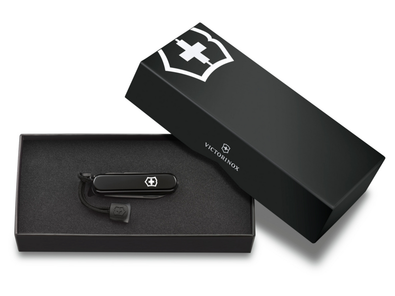 Нож перочинный Victorinox Signature Lite Onyx Black (0.6226.31P) 58мм 8функц. черный подар.коробка