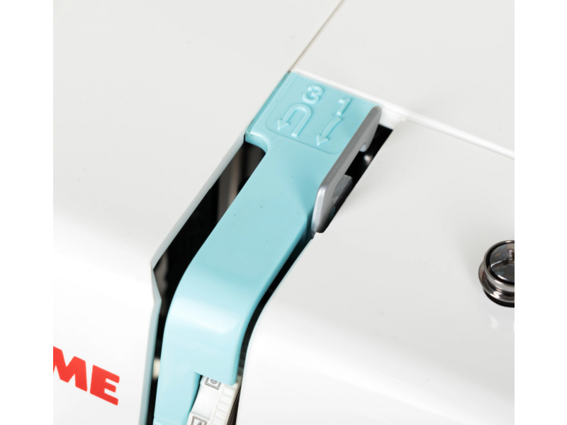 Швейная машина Janome Excellent Stitch 23 белый