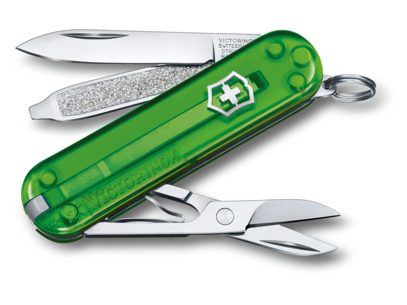 Нож перочинный Victorinox Classic SD Green Tea (0.6223.T41G) 58мм 7функц. подар.коробка