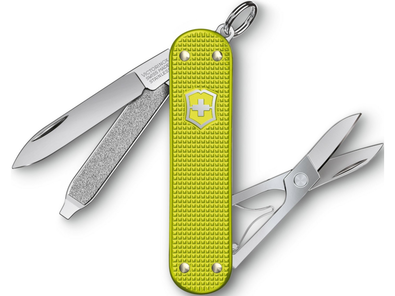 Нож перочинный Victorinox Classic SD Alox (0.6221.L23) 58мм 5функц. желтый подар.коробка