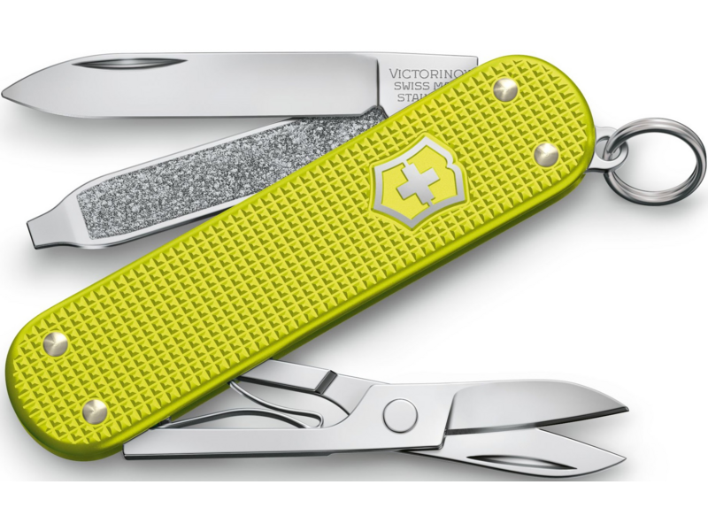Нож перочинный Victorinox Classic SD Alox (0.6221.L23) 58мм 5функц. желтый подар.коробка