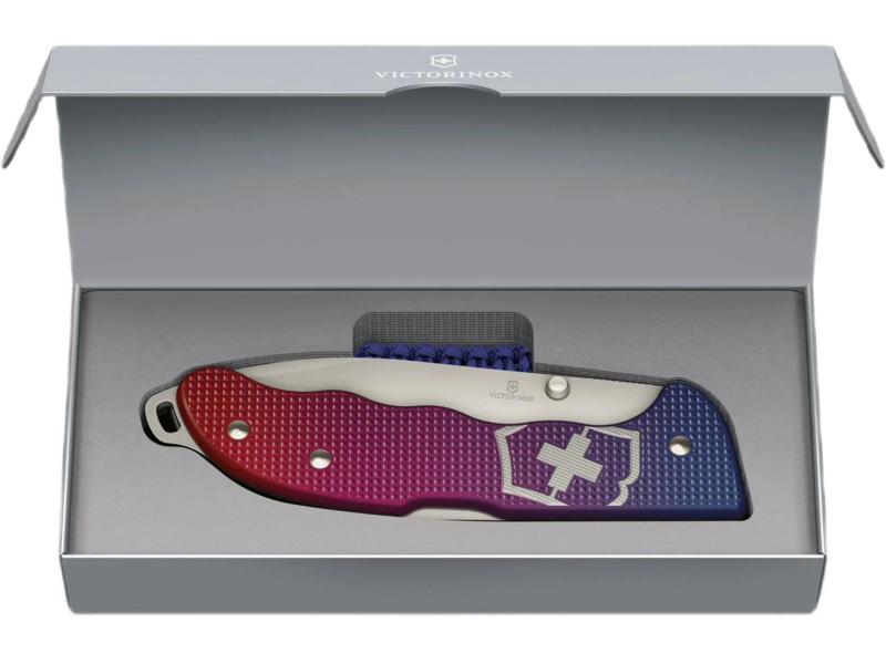 Нож перочинный Victorinox Evoke Alox (0.9415.D221) 136мм 5функц. синий/красный подар.коробка