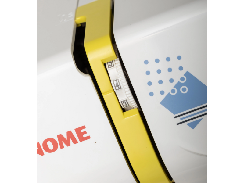 Швейная машина Janome Excellent Stitch 18A белый