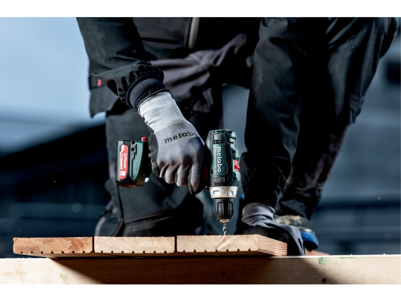 Дрель-шуруповерт Metabo PowerMaxx BS 12 Set аккум. патрон:быстрозажимной (кейс в комплекте) (601036870)